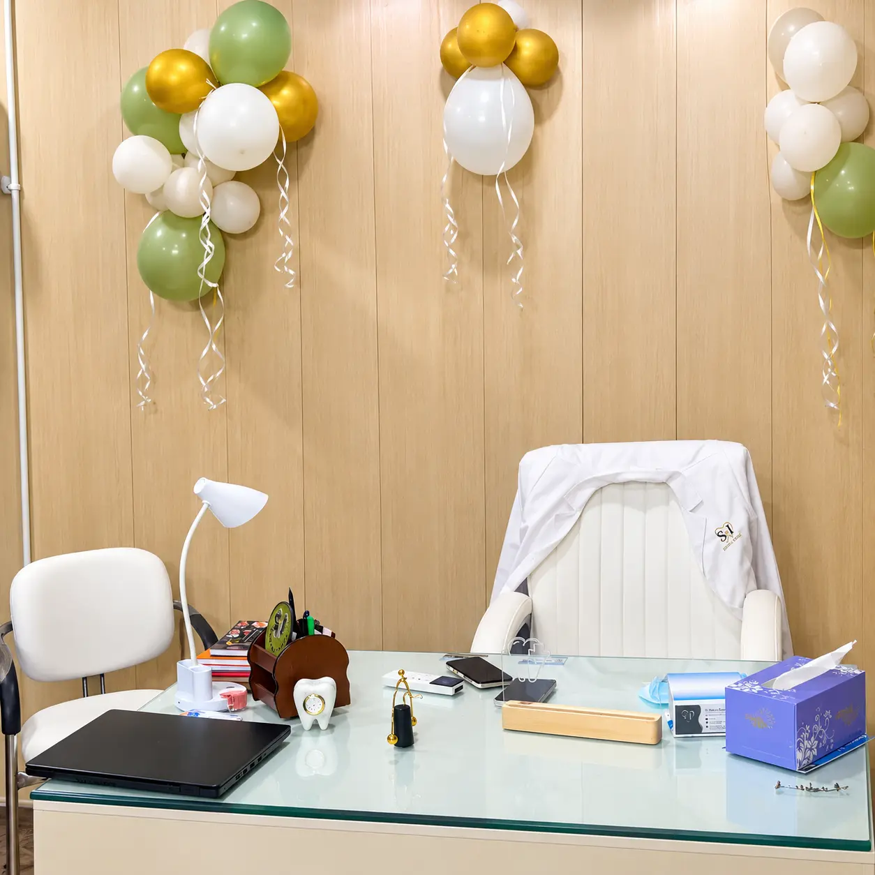 Clean and hygienic clinic interior at S & I Dental Clinic